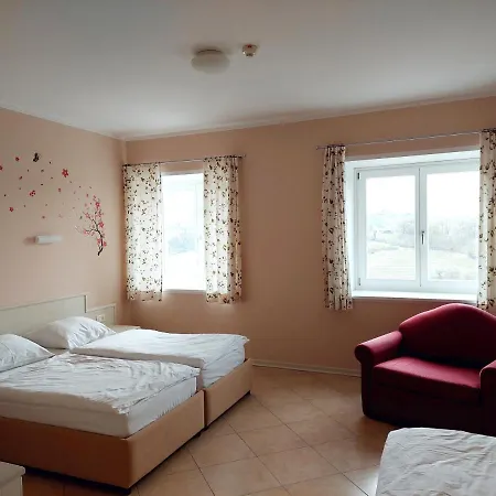 Kozana Hotel 3*