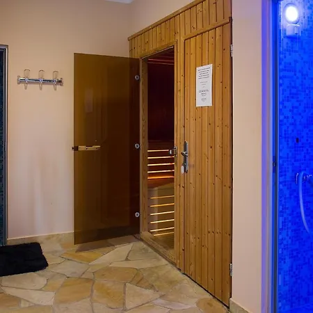 Hotel Kozana Dobrovo