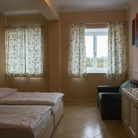 Hotel Kozana Dobrovo
