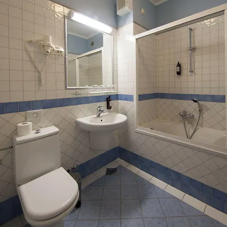 Kozana Hotel 3*