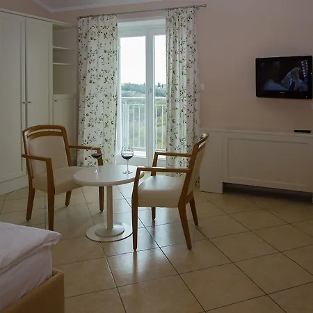 Kozana Hotel Dobrovo